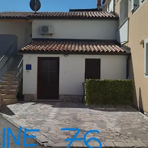 new-studio-apartment-dm.in-istria.net/